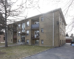 2900 Keele St in Toronto, ON - Building Photo