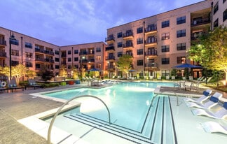 Radius West Midtown in Atlanta, GA - Building Photo