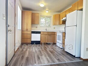1812-1818 NE Wichita Way in Bend, OR - Building Photo - Building Photo