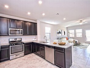 13602 Rosebud Isle Dr in Manor, TX - Building Photo - Building Photo