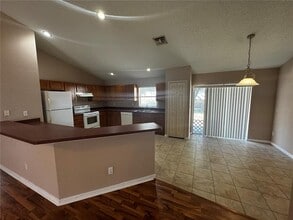 1223 Cheshire St in Groveland, FL - Building Photo - Building Photo