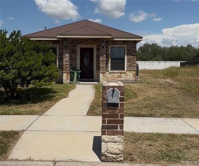 property at 3453 Navigator Dr