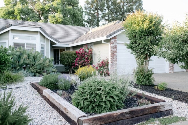 2120 Boyden Dr in Lincoln, CA - Building Photo - Building Photo