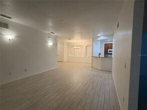 3001 Laurel Park Ln in Kissimmee, FL - Building Photo - Building Photo