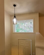 6915 Chico Way in Bremerton, WA - Building Photo - Building Photo