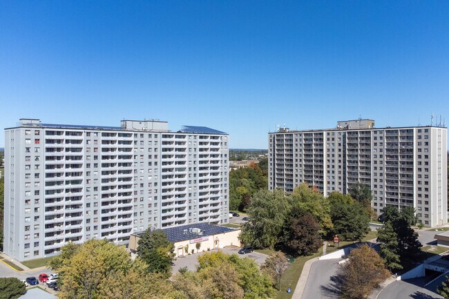 30 Tuxedo Court Apartments in Toronto, ON - Building Photo - Building Photo