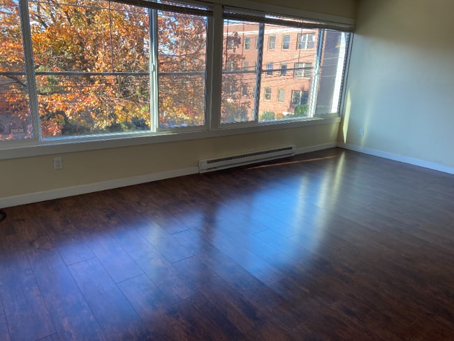 1401 E Harrison St in Seattle, WA - Building Photo - Building Photo