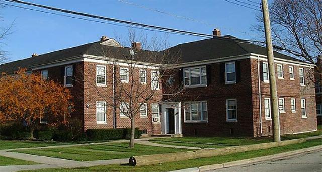 Pointe Garden Apartments in Harper Woods, MI - Foto de edificio