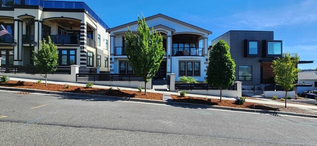 property at 1129 N 33rd Plz