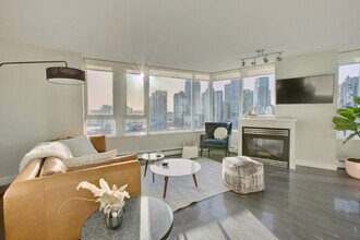 1383 Marinaside Crescent in Vancouver, BC - Building Photo - Building Photo