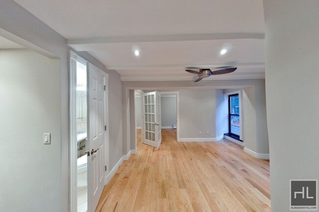 Second Avenue, Unit 5 in New York, NY - Building Photo - Building Photo