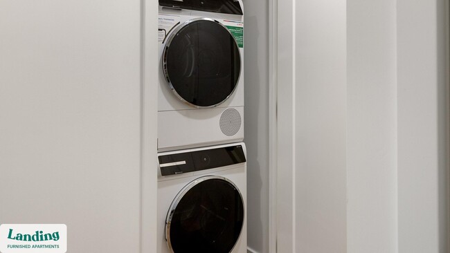 632 Howard Rd SE, Unit 830 in Washington, DC - Building Photo - Building Photo