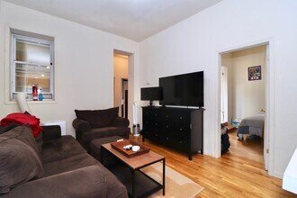 415 1st St in Hoboken, NJ - Building Photo - Building Photo