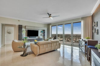 1 N Ocean Blvd in Pompano Beach, FL - Building Photo - Building Photo