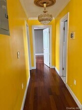 65 Prospect St in Roosevelt, NY - Foto de edificio - Building Photo