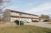 6401-6412 Lake Michigan Dr in Allendale, MI - Building Photo - Building Photo