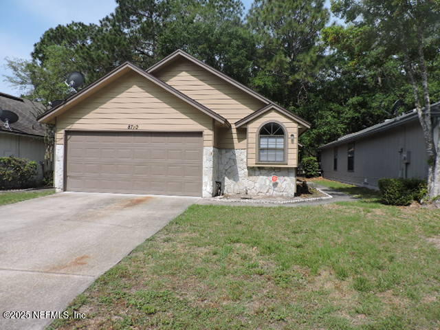 8710 Pinevalley Ln