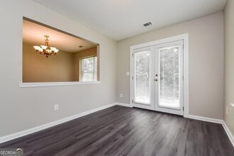 10320 Deep Creek Cove in Union City, GA - Building Photo - Building Photo