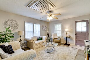 1115 N Illinois Ave, Unit ID1306812P in Litchfield, IL - Building Photo