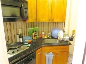 53 Garden St, Unit B in Boston, MA - Foto de edificio - Building Photo