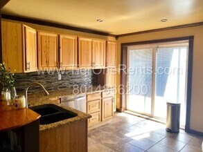 1075 Emery St W in Salt Lake City, UT - Building Photo - Building Photo