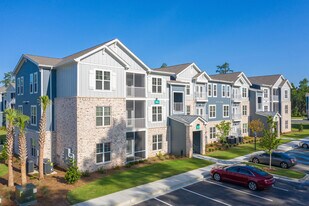 South City Apartments in Summerville, SC - Building Photo