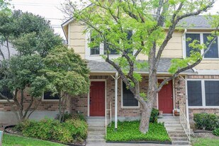 11901 Swearingen Dr in Austin, TX - Building Photo