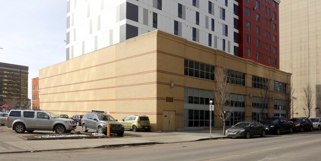 The 1010 Centre in Calgary, AB - Building Photo - Building Photo