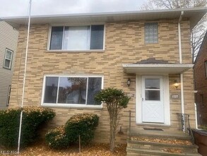 1725 Brookview Blvd, Unit 1727 in Parma, OH - Building Photo - Building Photo