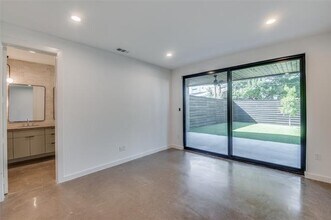 4519 Weldon St in Dallas, TX - Building Photo - Building Photo