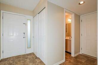 1541 Brookfield Cir in Franklin, IN - Building Photo - Building Photo