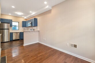 1310 S Opal St in Philadelphia, PA - Building Photo - Building Photo