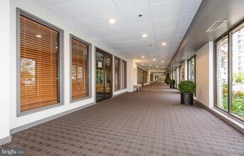 20930 Valley Forge Cir in King of Prussia, PA - Building Photo - Building Photo