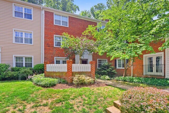 property at 2631 S Walter Reed Dr