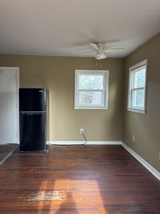 1209 Teche Ave in Albany, GA - Building Photo