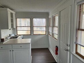 216 Holbrook Ave, Unit Front in Ronkonkoma, NY - Foto de edificio - Building Photo