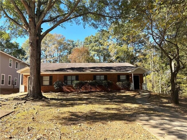 property at 1959 Patterson Ct