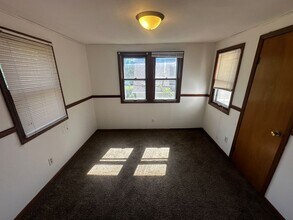 2403 Patee St in St. Joseph, MO - Building Photo - Building Photo