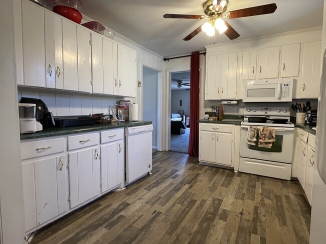 101 Loretta Dr in Goodlettsville, TN - Building Photo - Building Photo