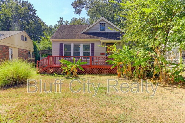 3573 Spottswood Ave in Memphis, TN - Building Photo - Building Photo