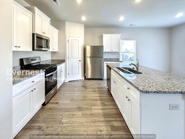 property at 3251 Quintana Dr