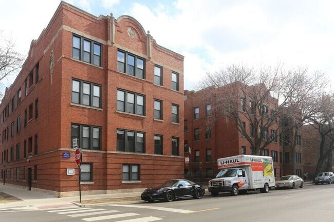 property at 3522 N Racine Ave