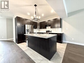 1768 Owen Ln in London, ON - Building Photo - Building Photo