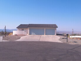2762 Minnow Pl in Lake Havasu City, AZ - Building Photo