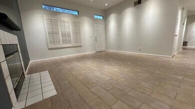 5823 Evergem Ave in Palmdale, CA - Building Photo - Building Photo