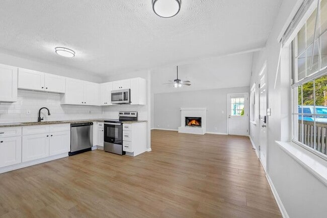 4660 Bryant Rd in Buford, GA - Building Photo - Building Photo