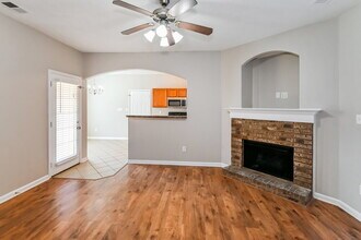 10261 Sterling Ridge Dr in Cordova, TN - Building Photo - Building Photo
