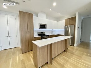 322 Gates Ave in Brooklyn, NY - Building Photo - Building Photo