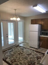 4820 St Leo Pl in Louisville, KY - Building Photo - Building Photo