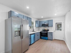 3521 McIlhenny St in Houston, TX - Building Photo - Building Photo